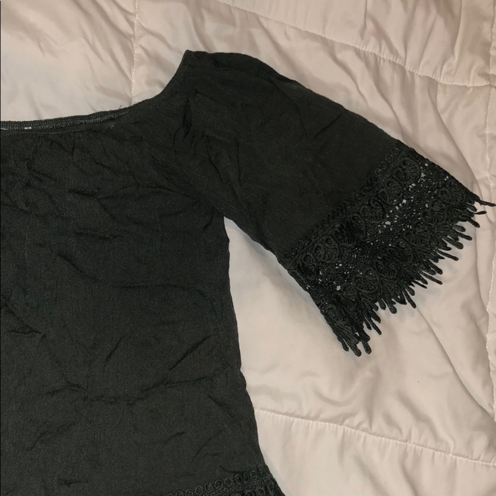 Top - Picture 2 of 3